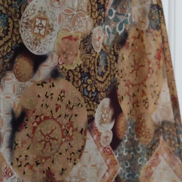 2 piece PL Skirt Set - Picture 4 of 8